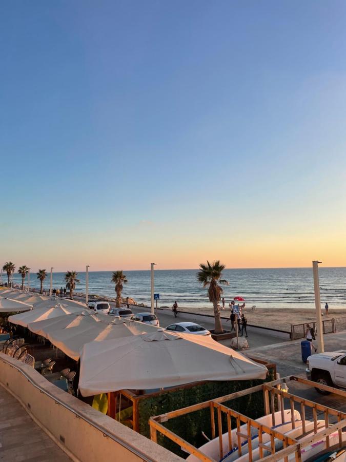 Suite On The Beach Haifa Exterior foto