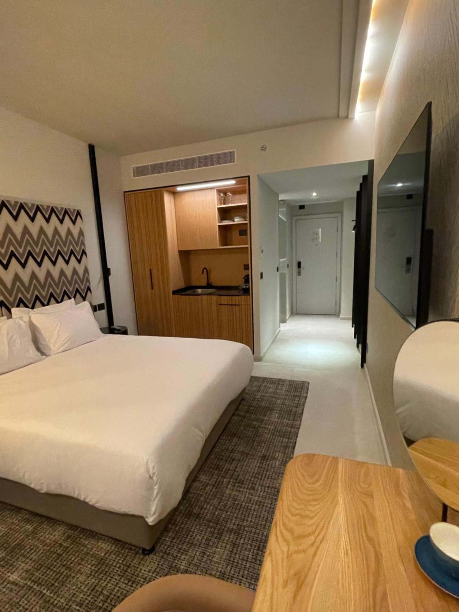 Suite On The Beach Haifa Exterior foto