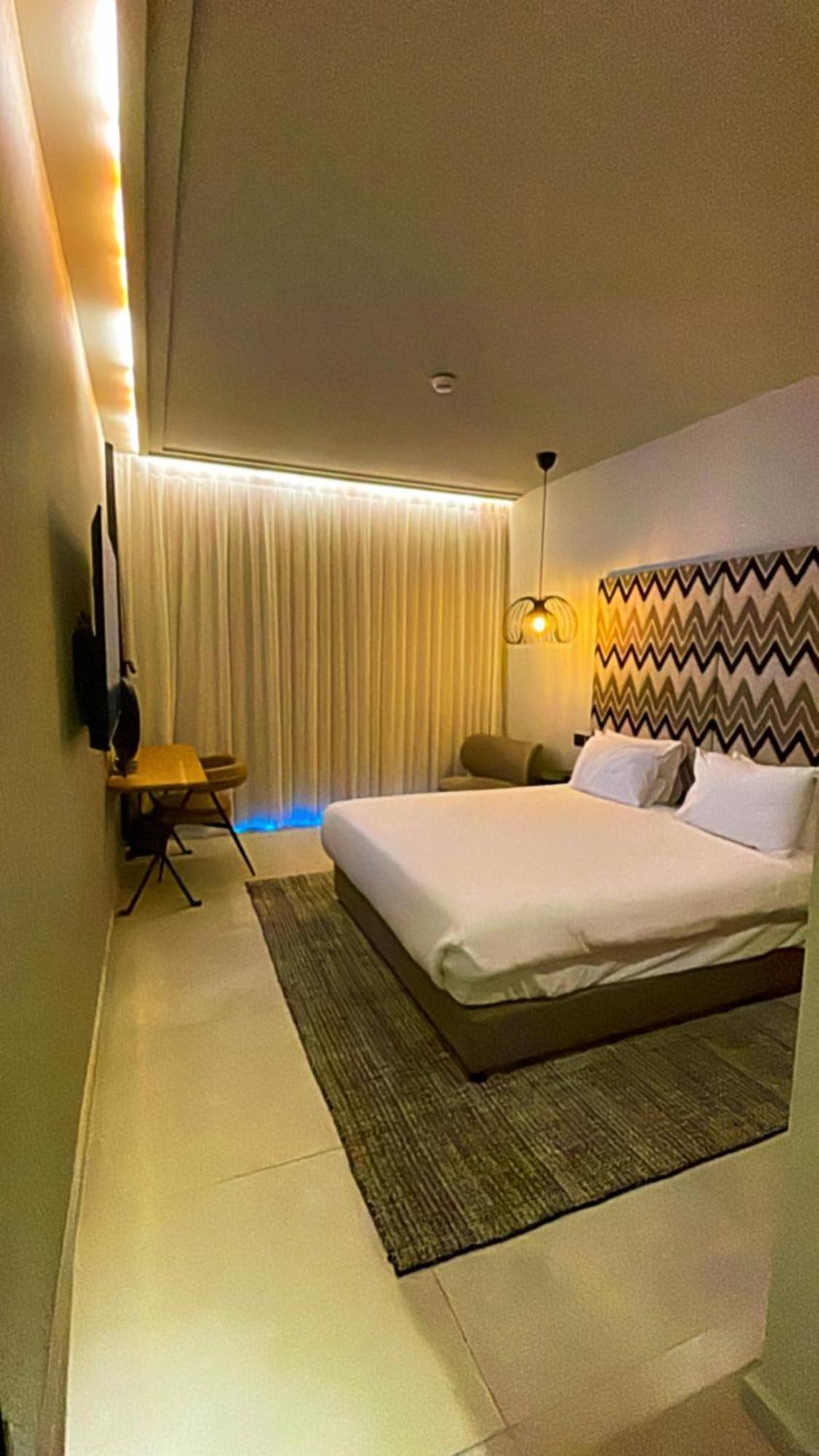 Suite On The Beach Haifa Exterior foto