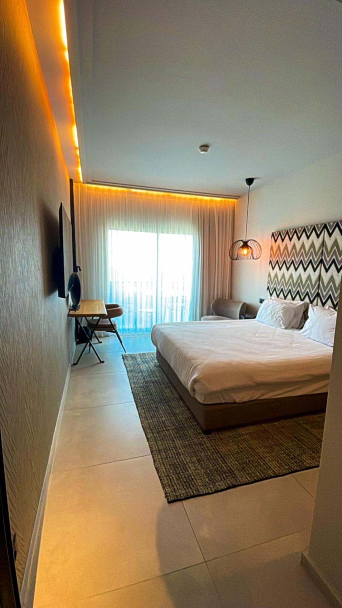 Suite On The Beach Haifa Exterior foto